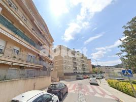 Piso, 94.00 m², cerca de bus y tren