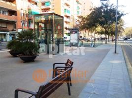 Pis, 85.00 m², 靠近巴士和地铁, Calle de Cantàbria