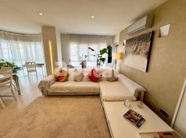 Duplex, 119.00 m², near bus and train, Calle del Baró de Savassona, 5