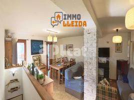Houses (terraced house), 232.00 m², Calle de l'Església