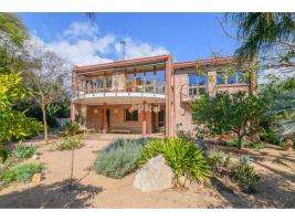Detached house, 305.00 m²