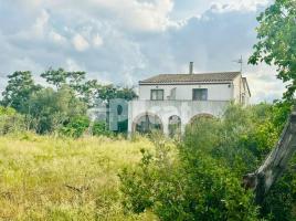 Houses (country house), 673.00 m², near bus and train