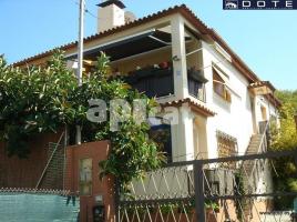  (unifamiliar adossada), 319 m², Zona