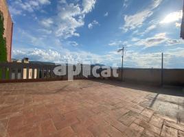  (unifamiliar aïllada), 418.00 m², près de bus et de train