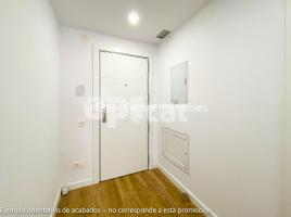 Pis, 87.80 m², حافلة قرب والقطار, جديد