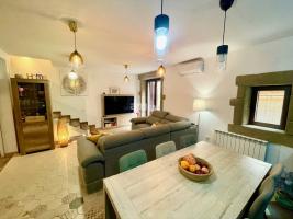 Unifamiliar aïllada, 180.00 m², presque neuf