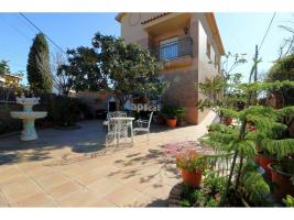 Terraced house, 271.00 m²