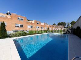 Unifamiliar aïllada, 271.00 m²