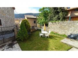 Unifamiliar aïllada, 278.00 m², fast neu