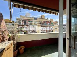 Pis, 90.00 m², 附近的公共汽車和火車, Calle de Casanova, 59