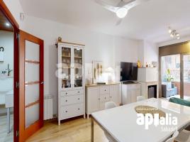 Flat, 117.00 m², near bus and train, CENTRO
