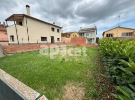 , 274.00 m²