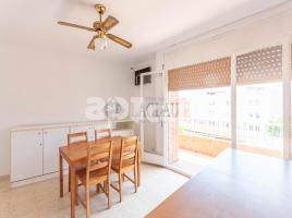 Flat, 65.00 m², near bus and train