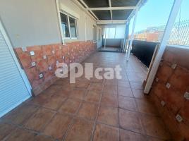 Attic, 72.00 m², near bus and train