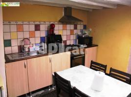 Houses (country house), 198.00 m², near bus and train