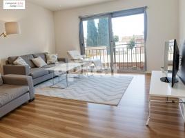 Pis, 88.00 m², prop de bus i tren
