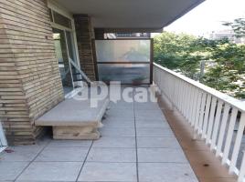 Pis, 108.00 m², près de bus et de train