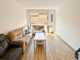 Pis, 84 m², presque neuf, Zona
