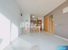 Flat, 46.00 m², near bus and train