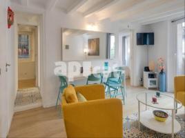 Pis, 81.00 m², près de bus et de train