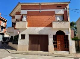 Unifamiliar aïllada, 144.00 m²