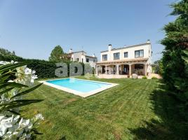  (unifamiliar aïllada), 312.00 m², حافلة قرب والقطار, جديد تقريبا