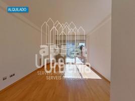 Casa (unifamiliar adosada), 181 m², seminuevo, Zona