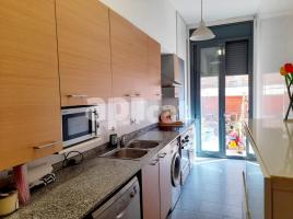 Flat, 100.00 m², almost new