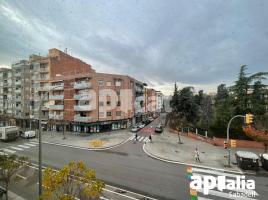 Pis, 77.00 m², 附近的公共汽車和火車, La Concòrdia