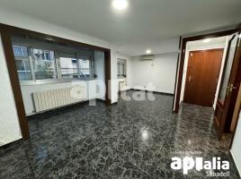 Flat, 75.00 m², near bus and train, Els Merinals