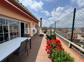 Àtic, 101.00 m², حافلة قرب والقطار