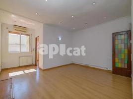 Piso, 70.00 m², cerca de bus y tren