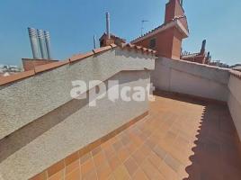 Dúplex, 111.00 m², cerca de bus y tren