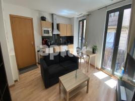 Piso, 39.00 m², cerca bus y metro, seminuevo