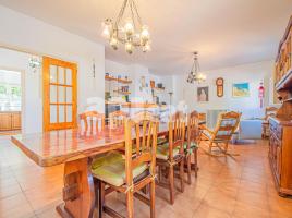 Casa (xalet / torre), 243.00 m², Calle de Pere Teixidor, 1