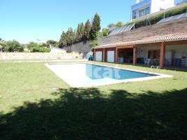Houses (detached house), 604.84 m², 10 bedrooms, Calle Pallars, 19