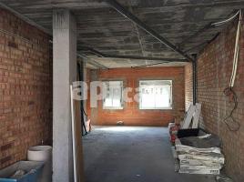 Local comercial, 56.00 m²