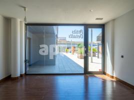 , 34.00 m², جديد تقريبا, Calle de Cavallers