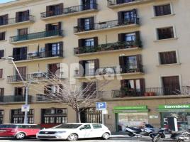 Property Vertical, 1096.00 m², close to bus and metro, Calle de Provença