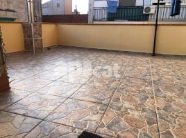 Houses (terraced house), 290.00 m², near bus and train, Calle OLIVERA DE SISTRELLS