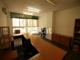 For rent office, 57.00 m², close to bus and metro, Calle del Comte d'Urgell