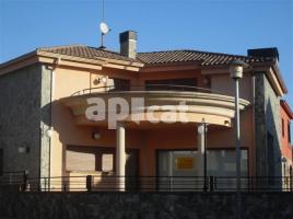 Houses (villa / tower), 230.00 m², almost new