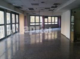 For rent office, 647.00 m², close to bus and metro, Ronda Sant Pere
