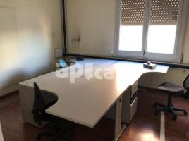 For rent office, 350.00 m², Travesía GRACIA