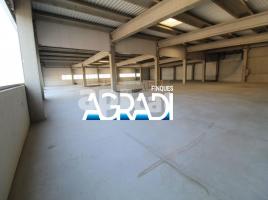 For rent industrial, 3000.00 m², near bus and train, new