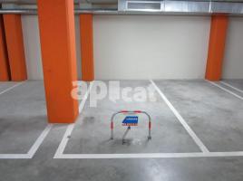 For rent parking, 8.00 m², Calle del Parc de Can Mercader