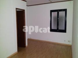 For rent office, 35.00 m², near bus and train, Calle de Girona