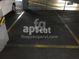 Plaça d'aparcament, 10 m², Montseny, 136-138