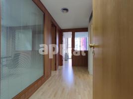 For rent office, 80.00 m², close to bus and metro, Calle de Plató