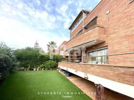 Houses (detached house), 434.00 m², almost new, Vía Augusta